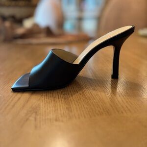 Marc Fisher Black Minimalist Heels